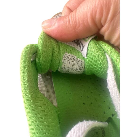 Saucony Shadow Genesis running shoes 7 r - Picture 5 of 6